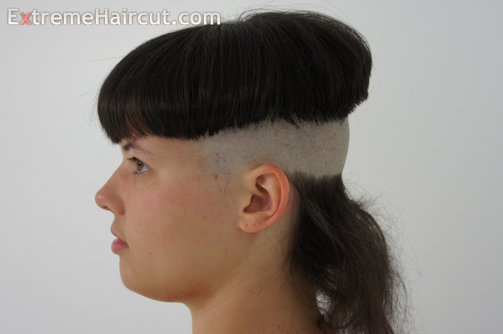 the bowl mullet hairstyle 5
